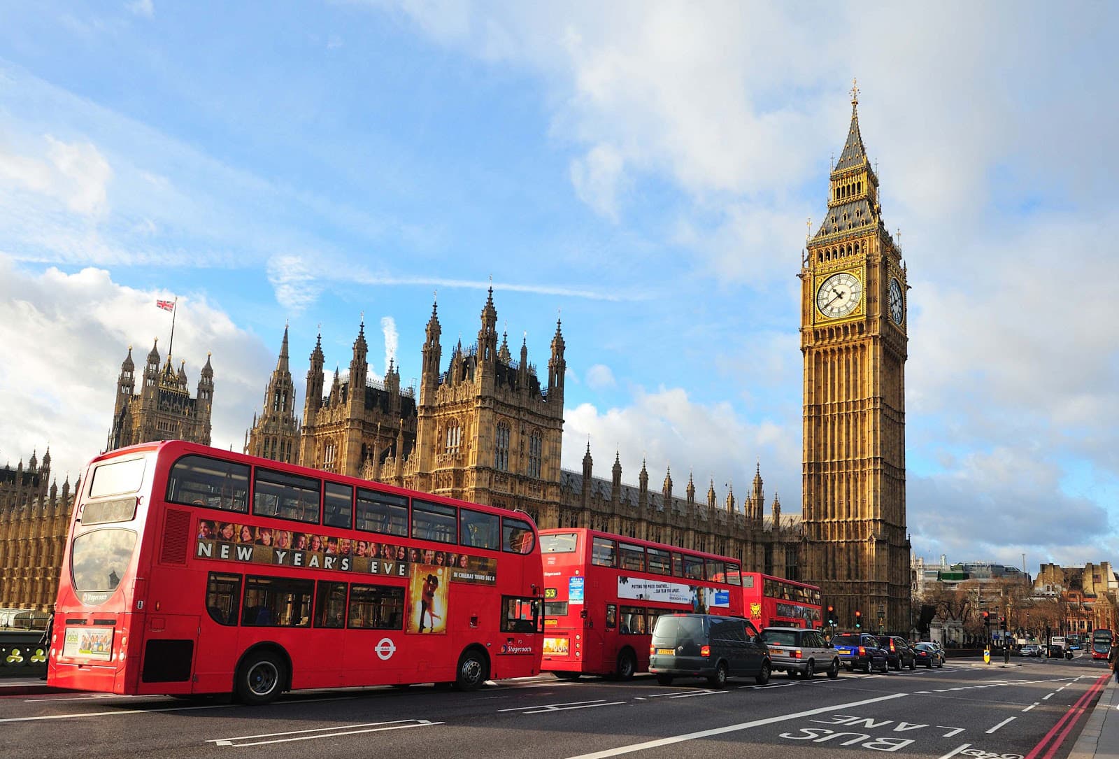 Londonda fövqəladə vəziyyət rejimi elan edilib