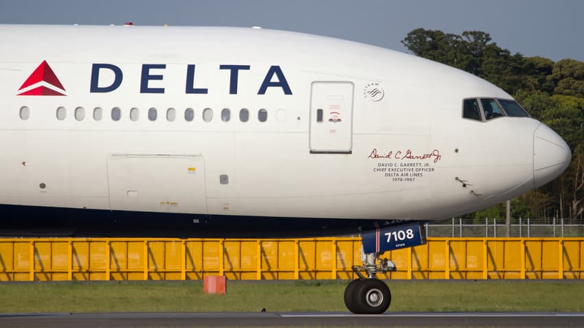"Delta Airlines" şirkəti ötən ili 12,4 milyard dollar zərərlə başa vurub