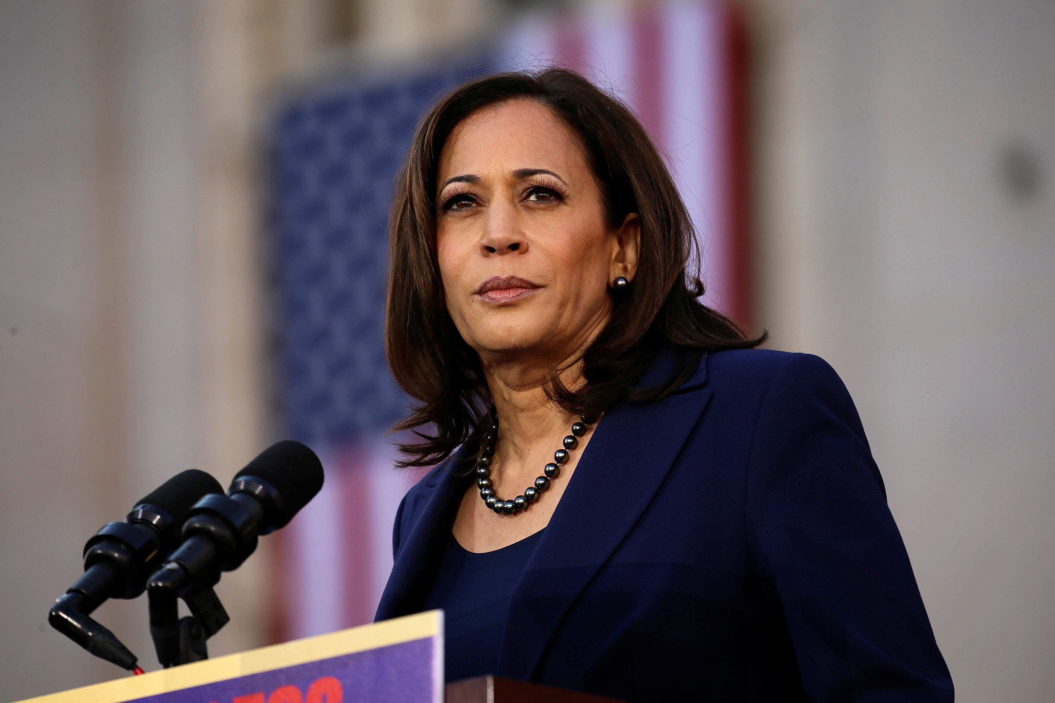 Kamala Harris senator vəzifəsindən ayrılır