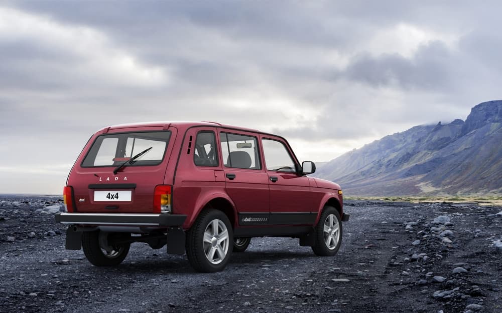 Beşqapılı “Lada Niva Legend” avtomobili satışa çıxarılıb