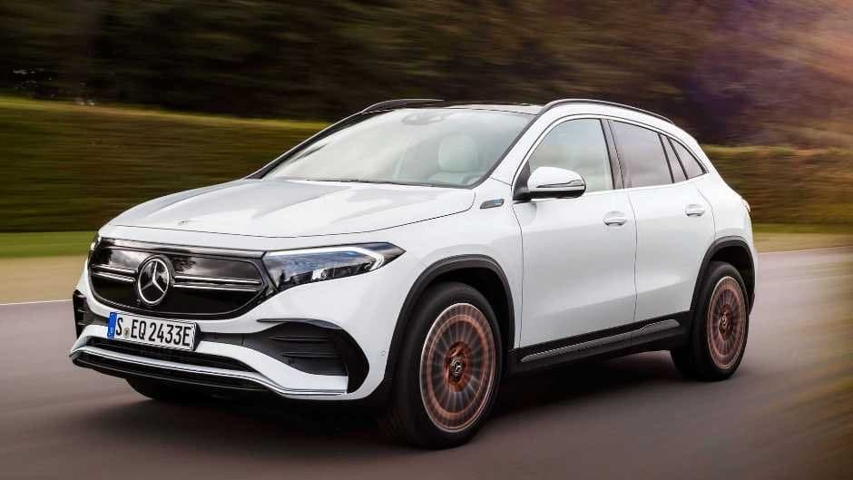 Mercedes-Benz-in elektrokrossoveri debüt edib - FOTO