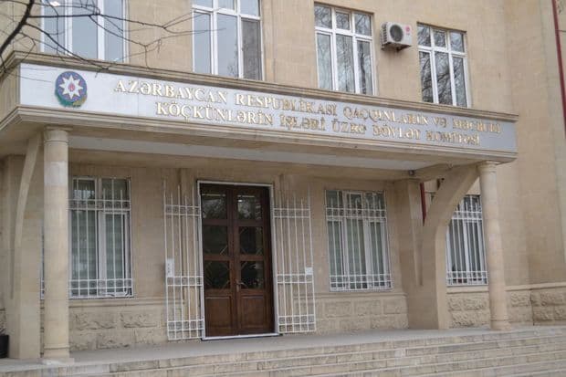 “Qaçqınkom”da bəzi şöbələr ləğv edildi