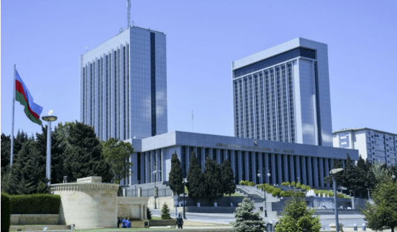 Şəhərsalma sənədlərinin müfəssəl planına uyğun olmasına dair tələb 3 ildən sonra qüvvəyə minəcək