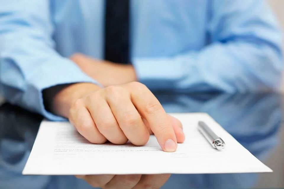 Direktor sığorta sektorunun problemlərindən yazdı