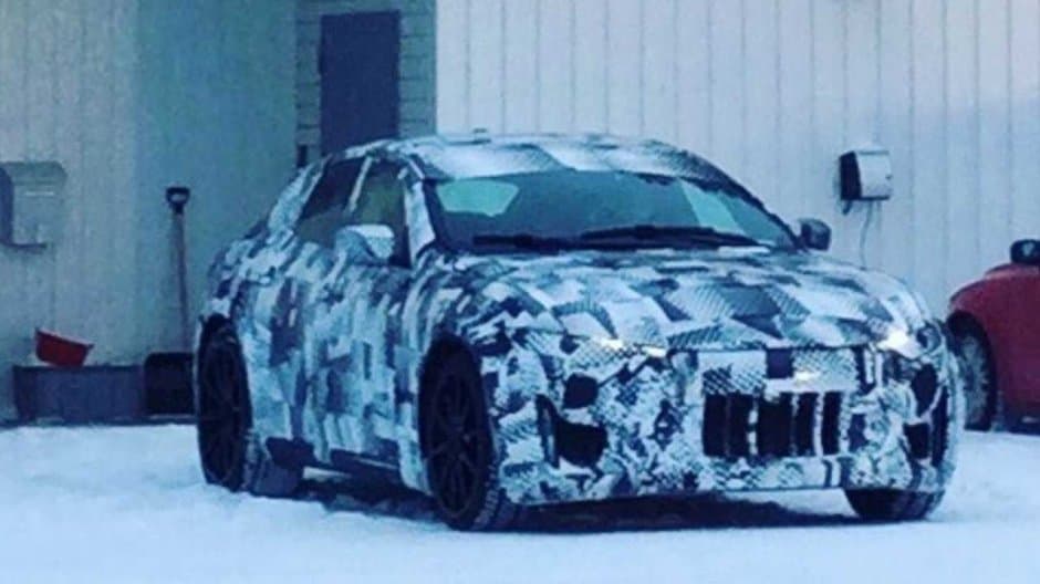 Ferrari-nin bu modeli qış testlərində görünüb