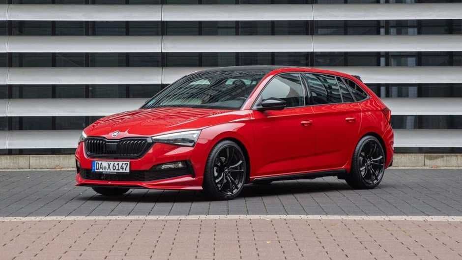 Skoda yeni modelinin görüntüsünü təqdim edib - FOTO