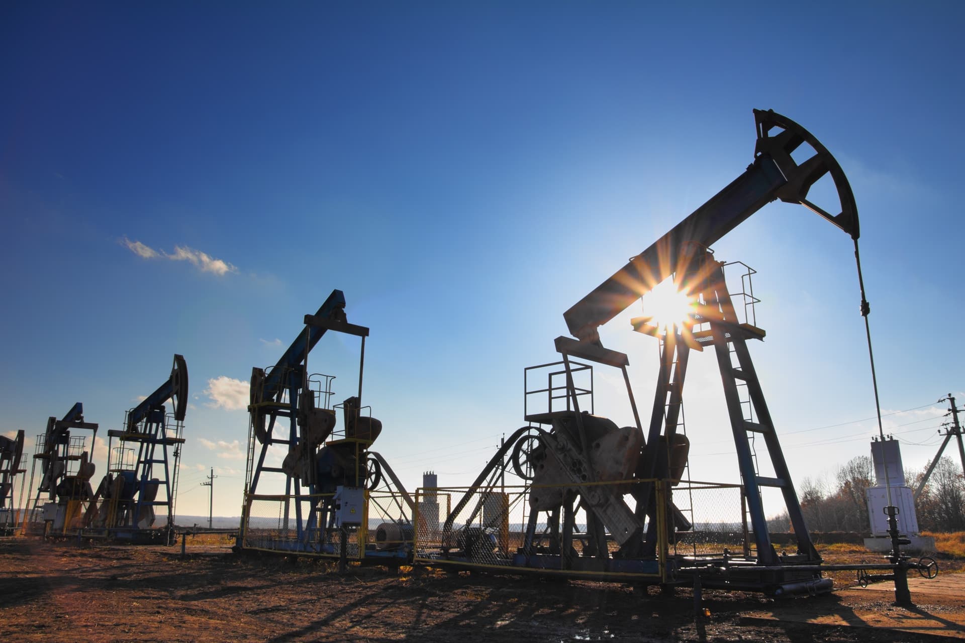Azərbaycan nefti UCUZLAŞDI