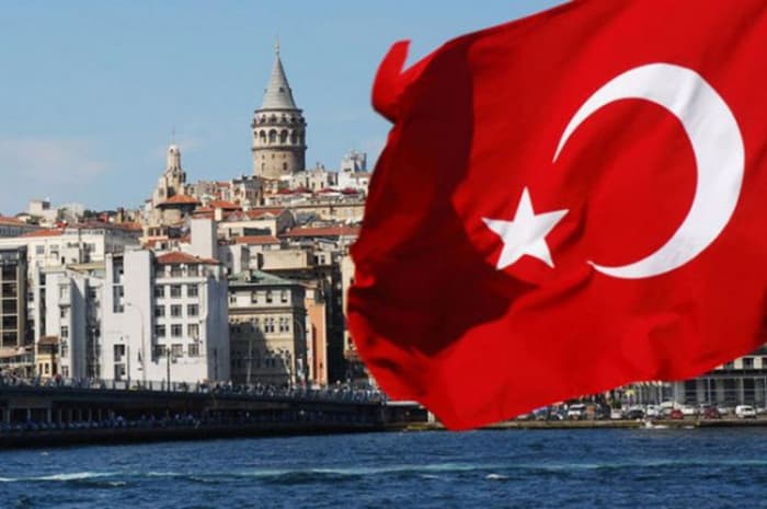 “Fitch” Türkiyənin kredit reytinqini təsdiqləyib