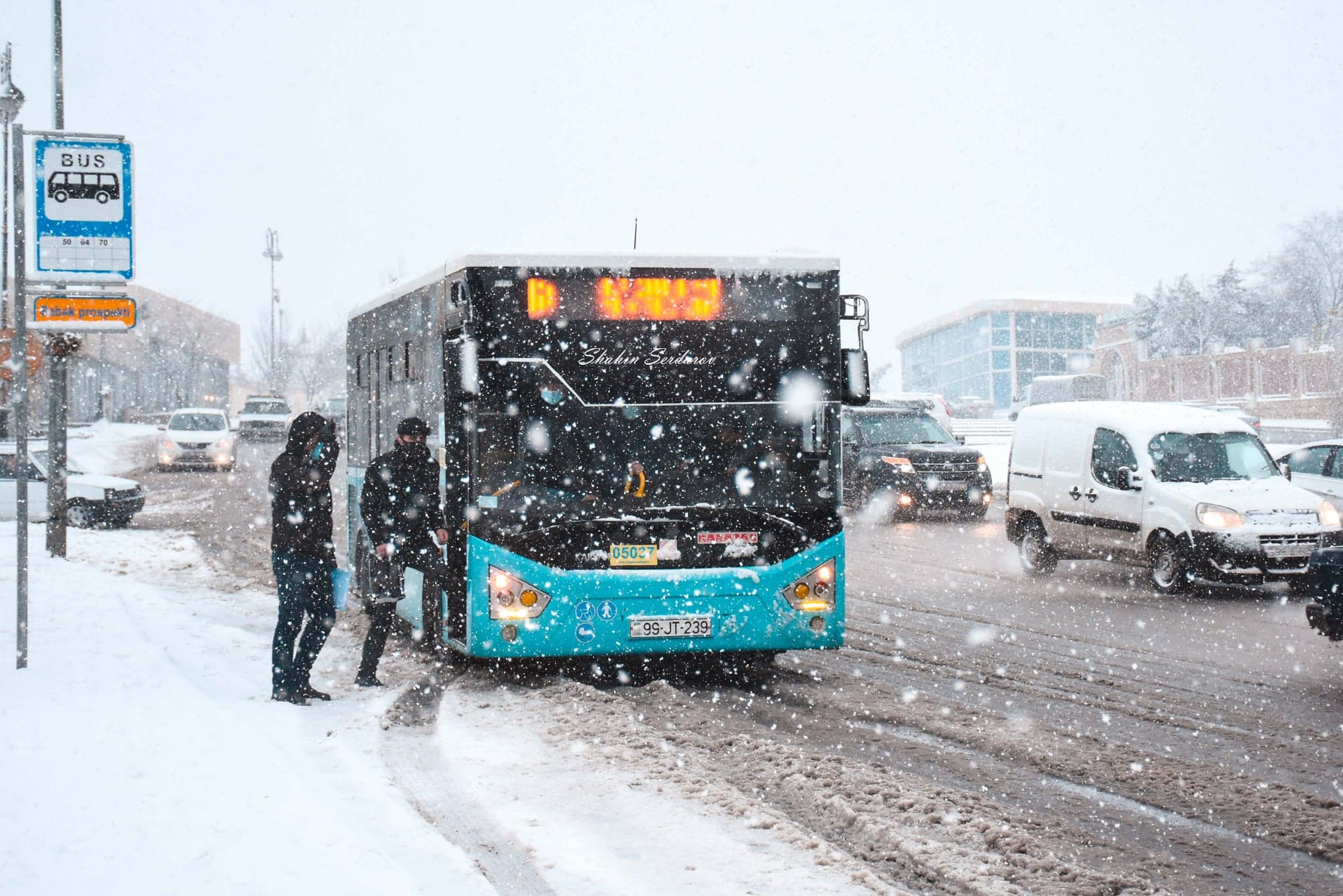 Bakıda avtobusların hərəkət edə bilmədiyi istiqamətlər açıqlandı - SİYAHI