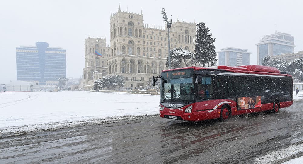 Bakıda qarlı havaya görə ekspress avtobuslarla bağlı XÜSUSİ QƏRAR