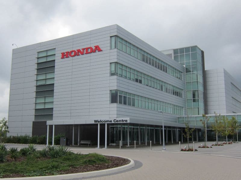 Honda avtomobil şirkətinin birjada dəyəri artıb