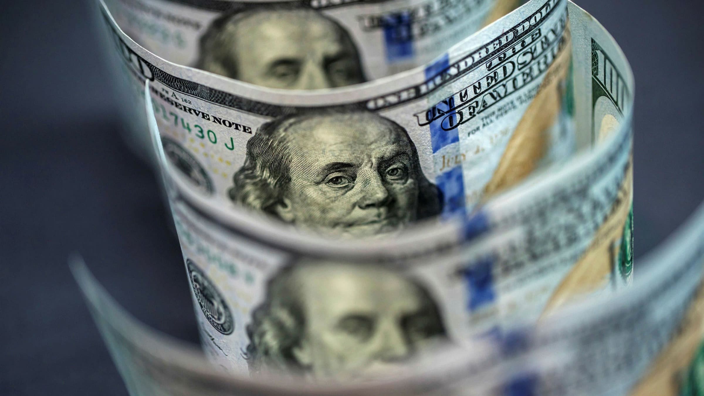 Dolların sabaha olan rəsmi məzənnəsi AÇIQLANIB