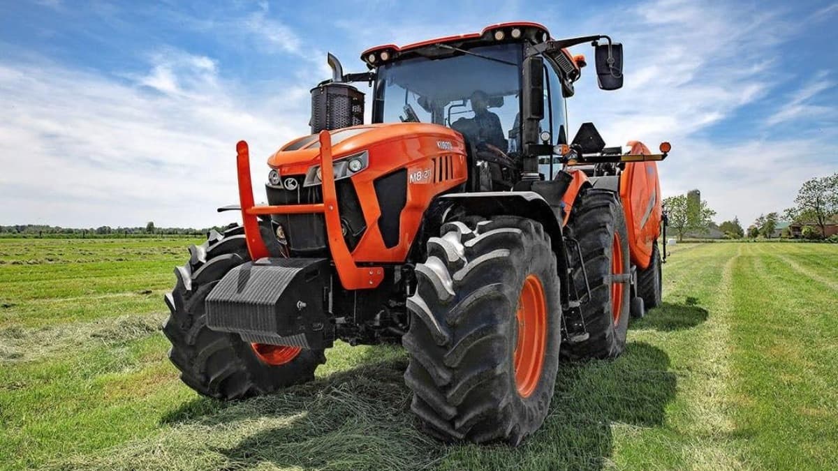 “Aqroservis” ötən il 43 milyon manatlıq texnika alıb