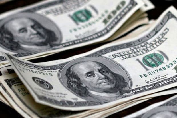 Ölkədə banklar nə qədər dollar alıb?