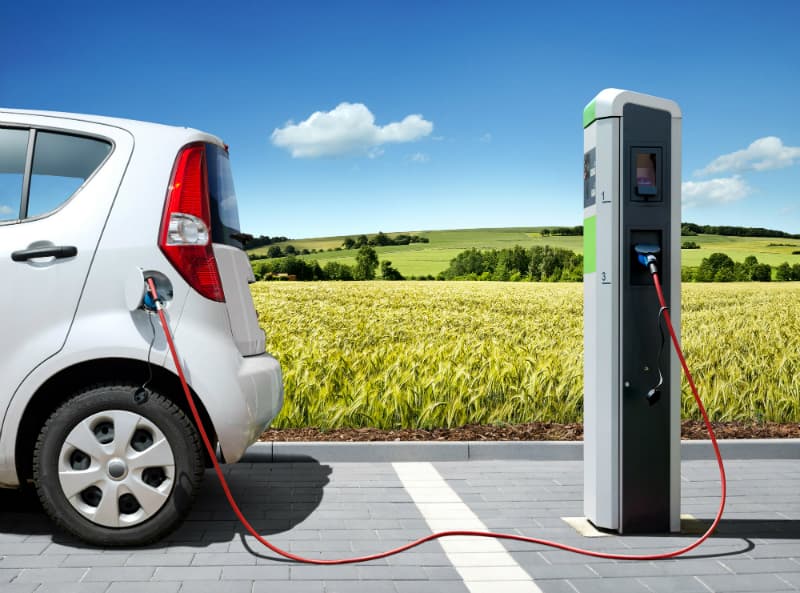 Elektrik avtomobillərin idxalını necə asanlaşdırmaq olar? - AÇIQLAMA