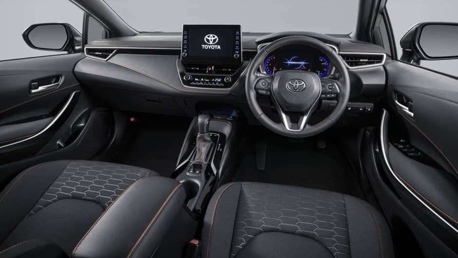 Toyota Corolla universalı Active Ride versiyası