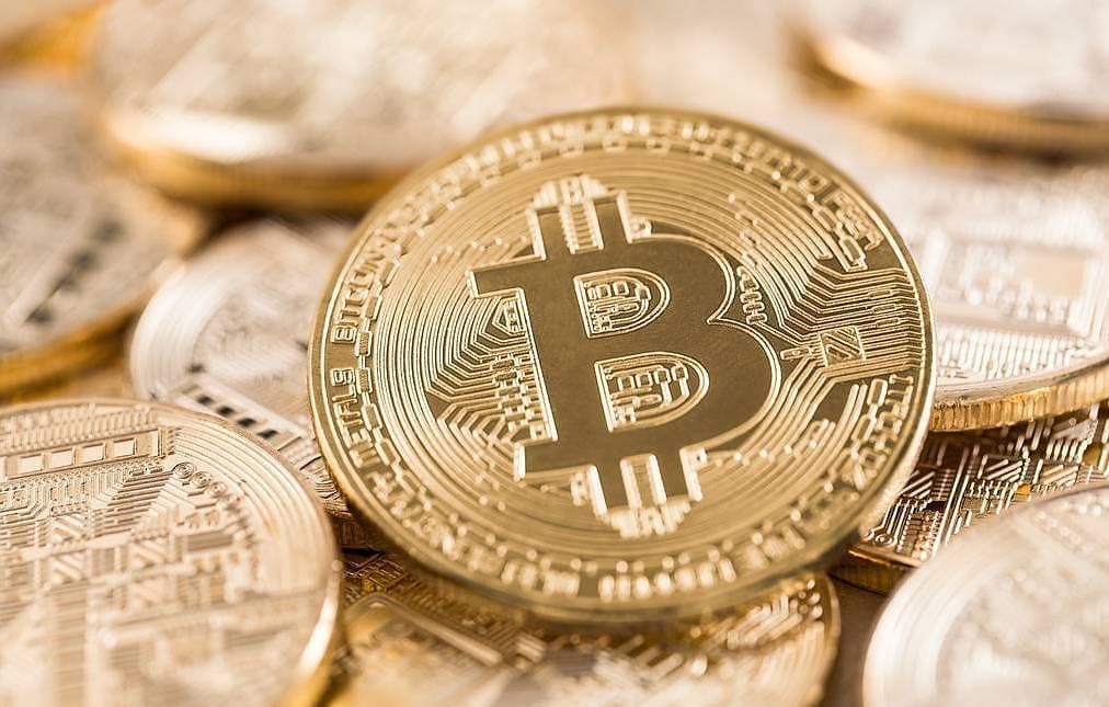 "Bitcoin"in dəyəri tarixi rekordu yeniləyib
