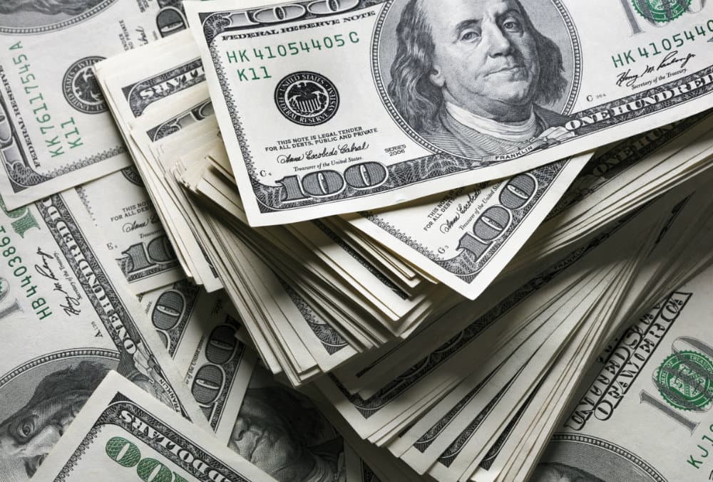 Azərbaycan banklarının nə qədər dollar aldığı AÇIQLANDI-MƏBLƏĞ