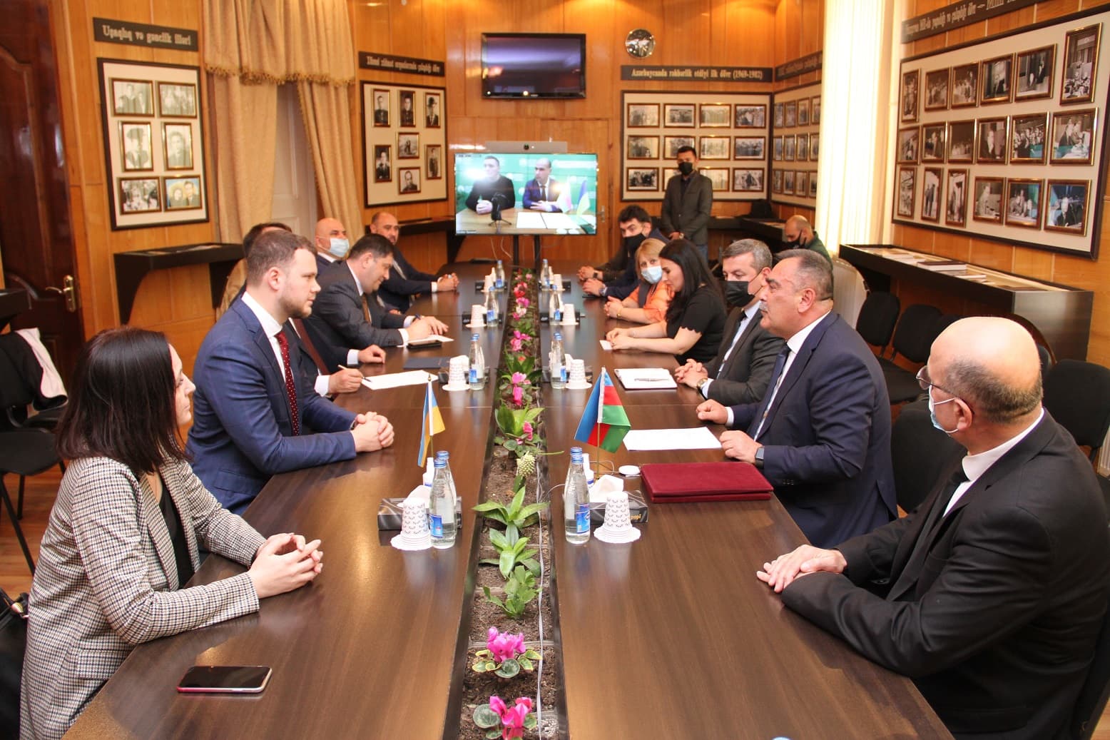 ADAU-da Ukraynanın infrastruktur naziri ilə görüş keçirilib