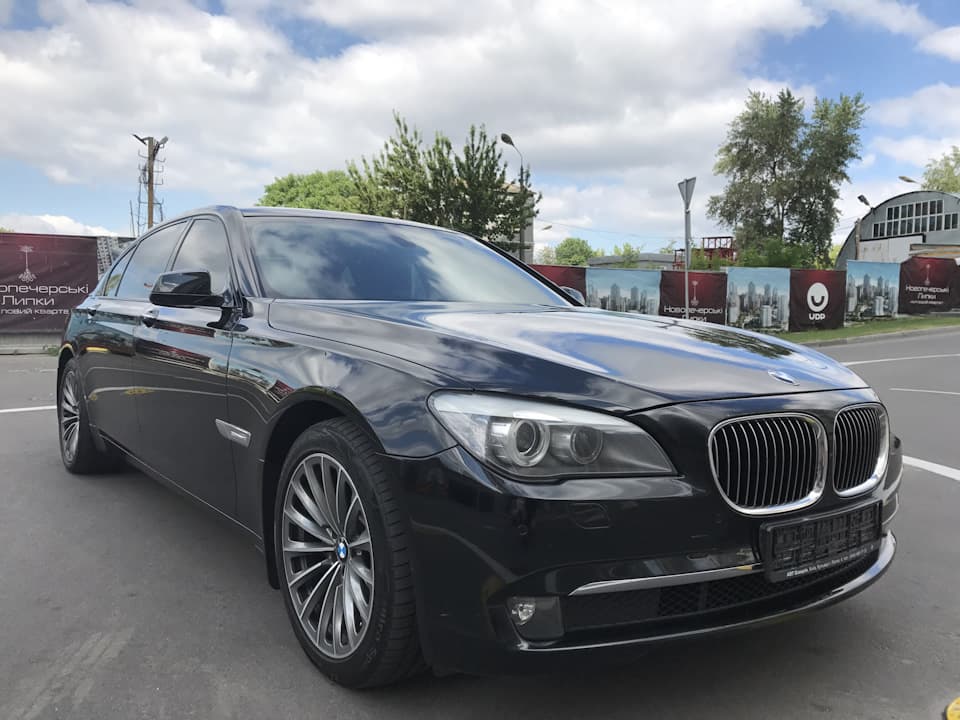 “Atəşgah” sığorta şirkəti qəzaya düşən “BMW”yə külli miqdarda pul ödədi
