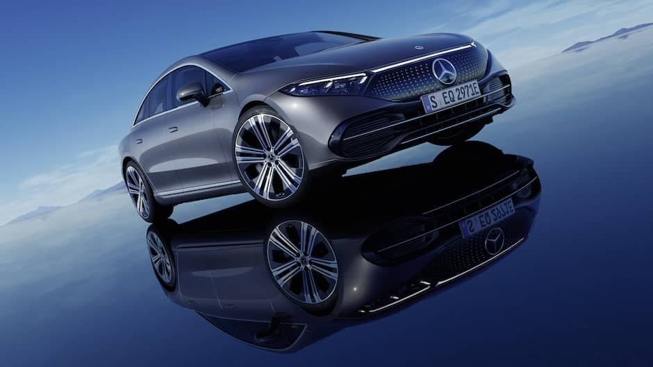 Mercedes-Benz şirkətinin rəhbəri yan kameralardan imtinanın səbəbini açıqlayıb