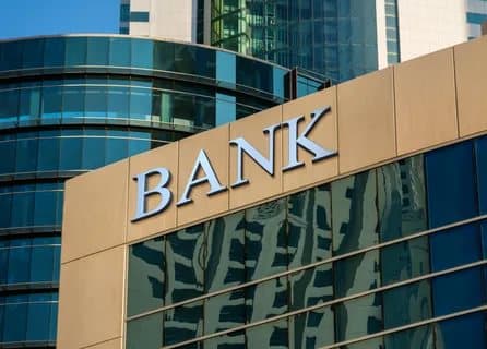 Azərbaycanda bu banklar gəlir və zərərini AÇIQLAYIB