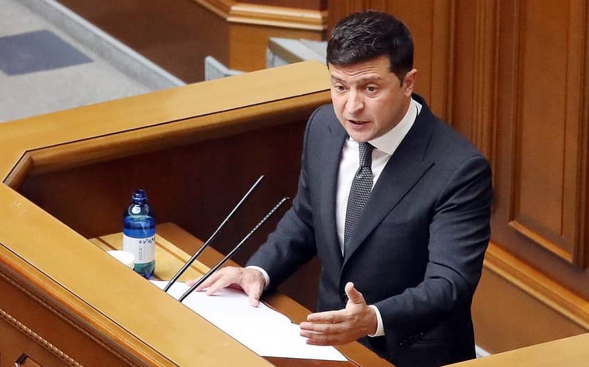 Zelenski Putinə Donbasda görüşməyi təklif etdi