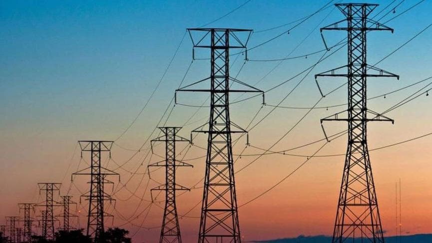 Suqovuşana iki dövrəli elektrik veriliş xəttinin çəkilişi