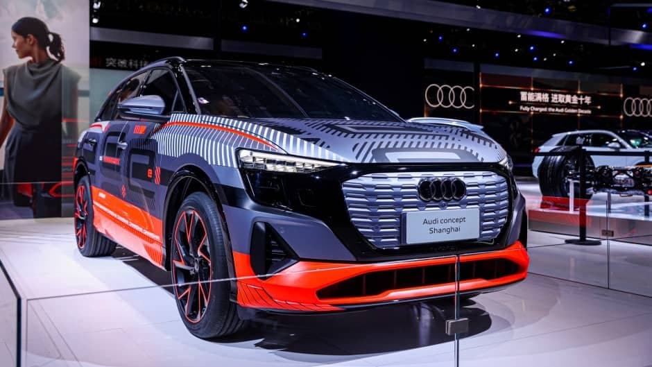 Audi böyük elektrik krossoverinin prototipini nümayiş etdirib