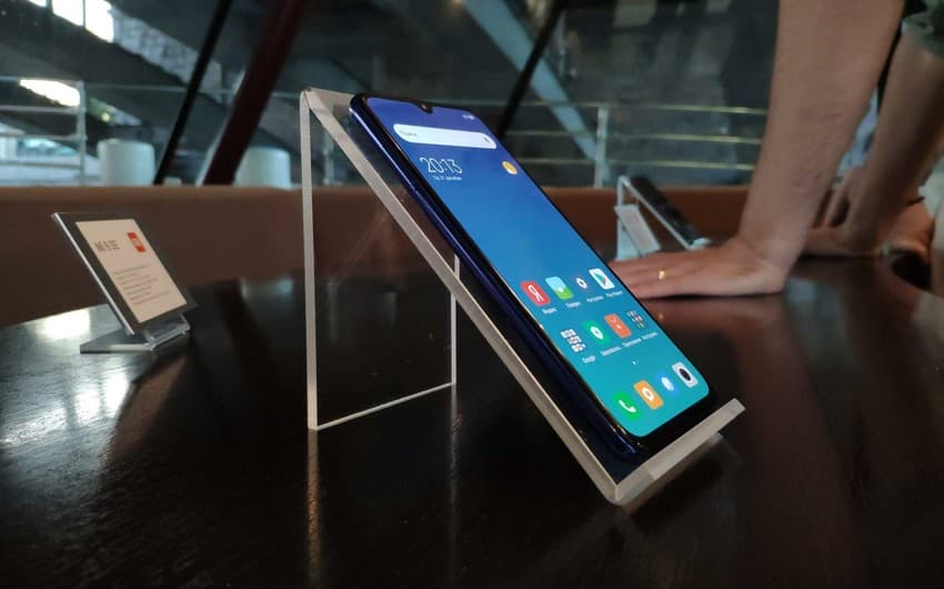 “Xiaomi” smartfonlarında kritik qüsur tapılıb