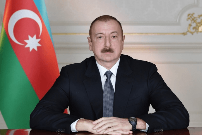 "Dost ölkələrdən olan şirkətləri Lüksemburqdan dörd dəfə böyük olan ərazidə yenidənqurma işlərinə dəvət edirəm"