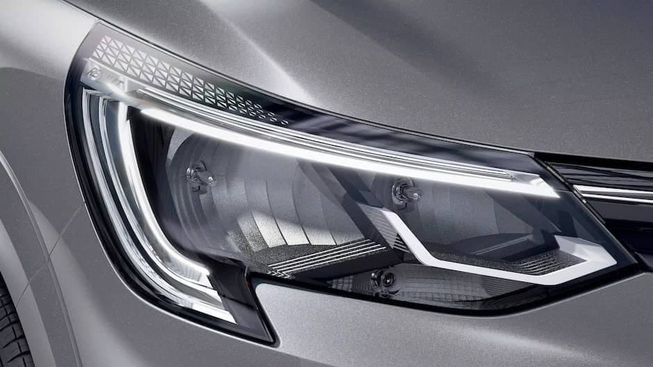Renault yeni modelinin interyerini təqdim edib - FOTO