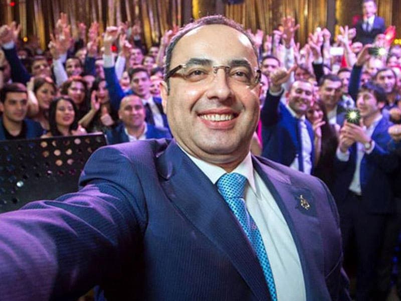 İdeal-ın keçmiş sahibinin məhkəməsi başlayır