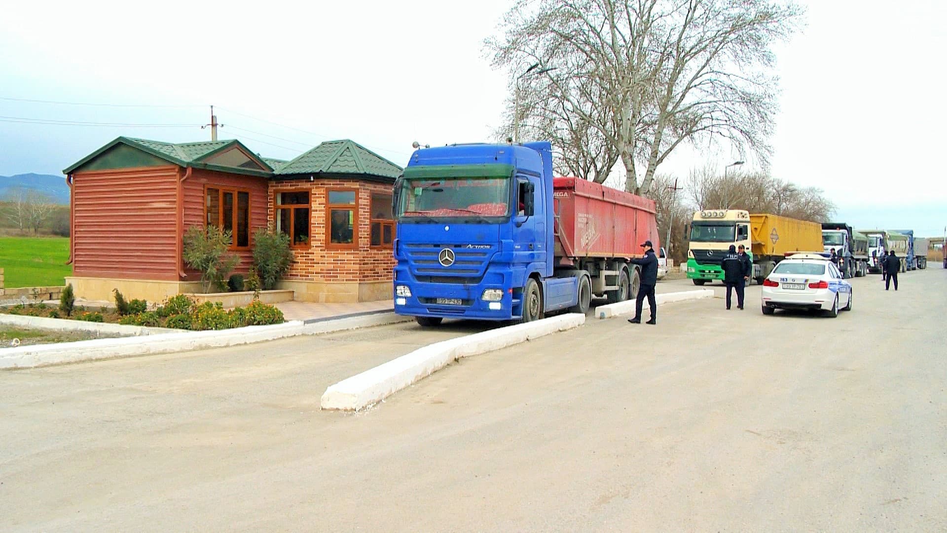 Yükdaşıma fəaliyyəti ilə məğul olan sahibkarların və sürücülərin NƏZƏRİNƏ