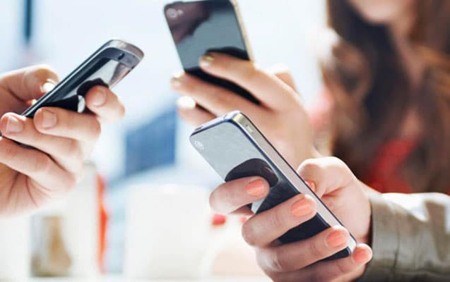 Azərbaycanda mobil telefonlar bahalaşıb