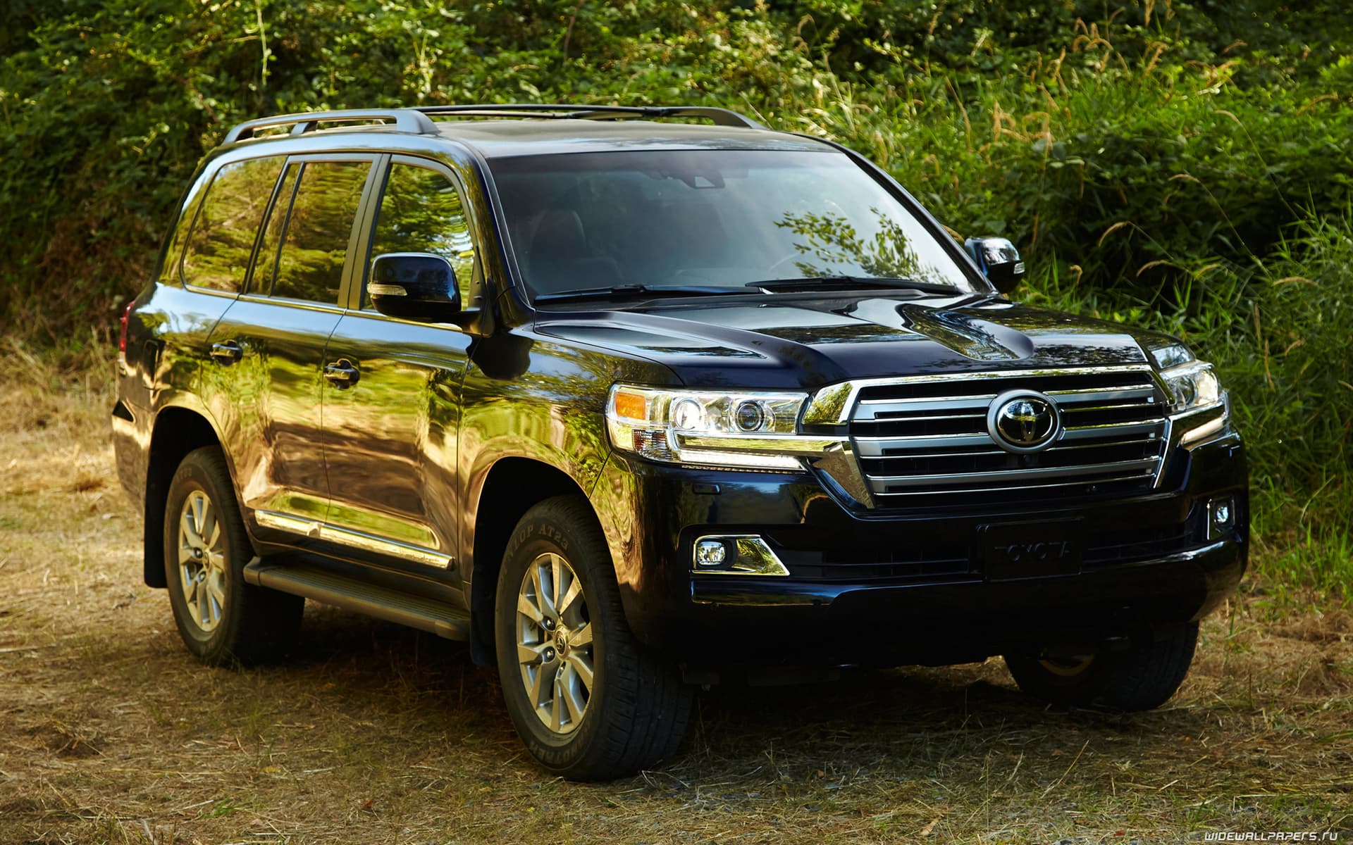 Yeni Land Cruiser modelinin görüntüləri yayılıb - FOTO