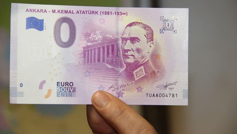 Avropa Mərkəz Bankı üzərində Atatürk rəsmi olan "Euro" çap etdi