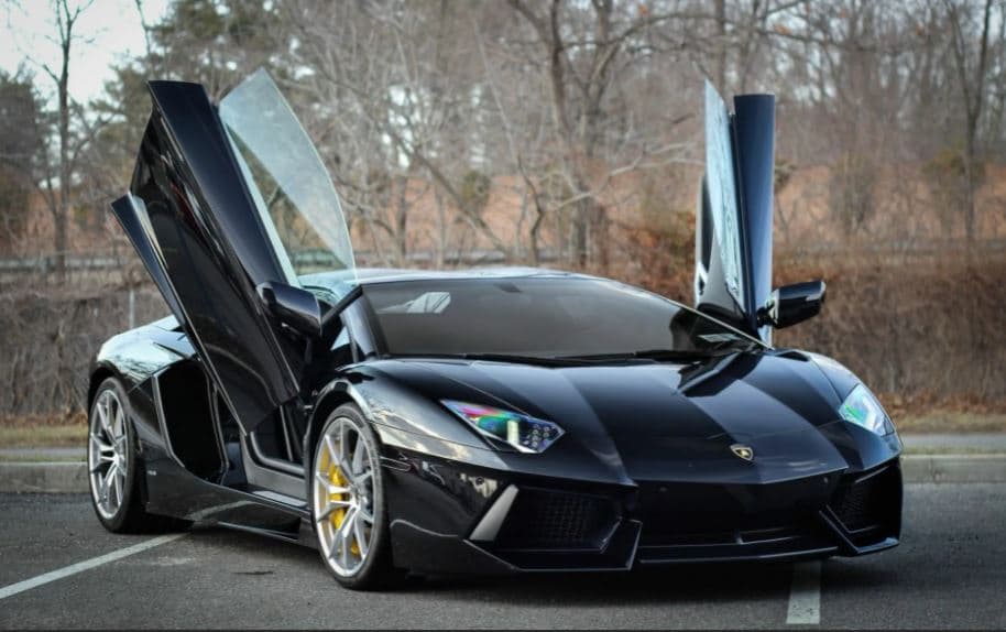 Lamborghini hibrid və elektromobillərə keçir