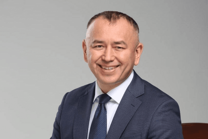 Qırğızıstanda prezidentliyə namizəd Azərbaycanda - KREDİT TƏŞKİLATININ SAHİBİDİR