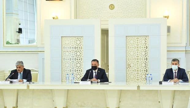 Dövlət büdcəsinin icrası komitə iclasında müzakirə edilib