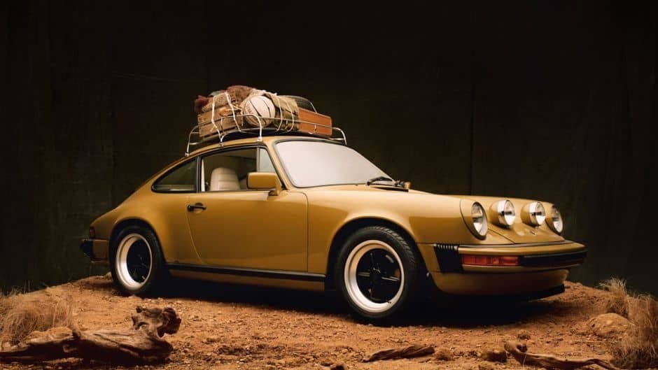 Porsche moda həftəsi üçün xüsusi 911 sportkarını hazırlayıb