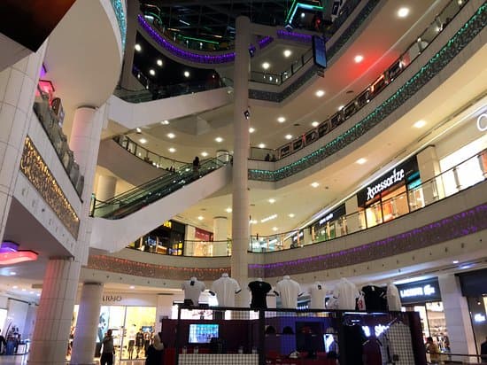 “Mall”arın və iri ticarət mərkəzlərinin fəaliyyətinə İCAZƏ VERİLİR