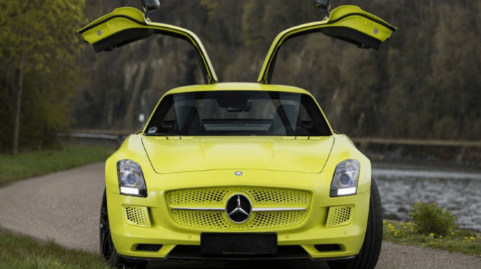 Dünyanın ən sürətli, nadir elektomobili: "Mercedes-Benz SLS" SATIŞDA