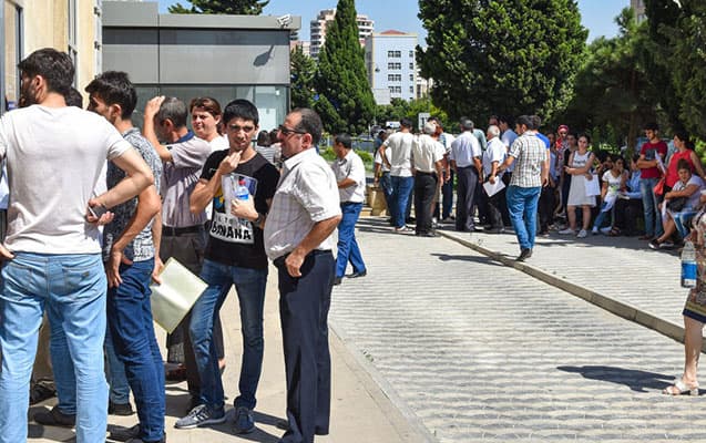 Açıq havada sıxlıq olan yerlərdə də maska məcburi deyil