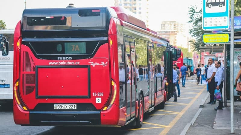 İyunun 28-dək həftəsonları avtobus və metro işləməyəcək