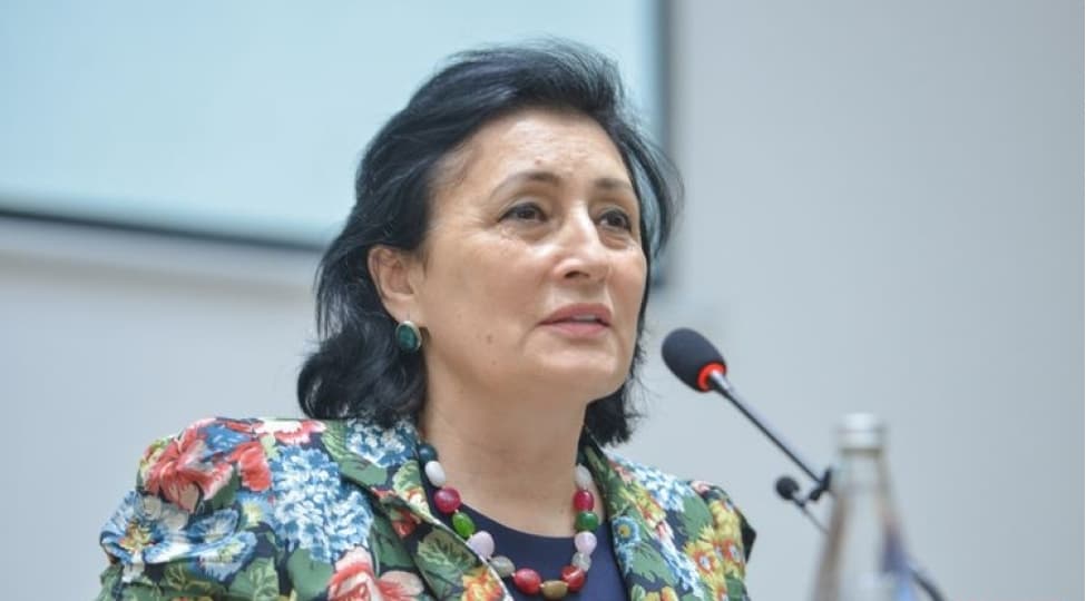 Deputat: Sələmçilər və lombardlar camaatı bezdirib