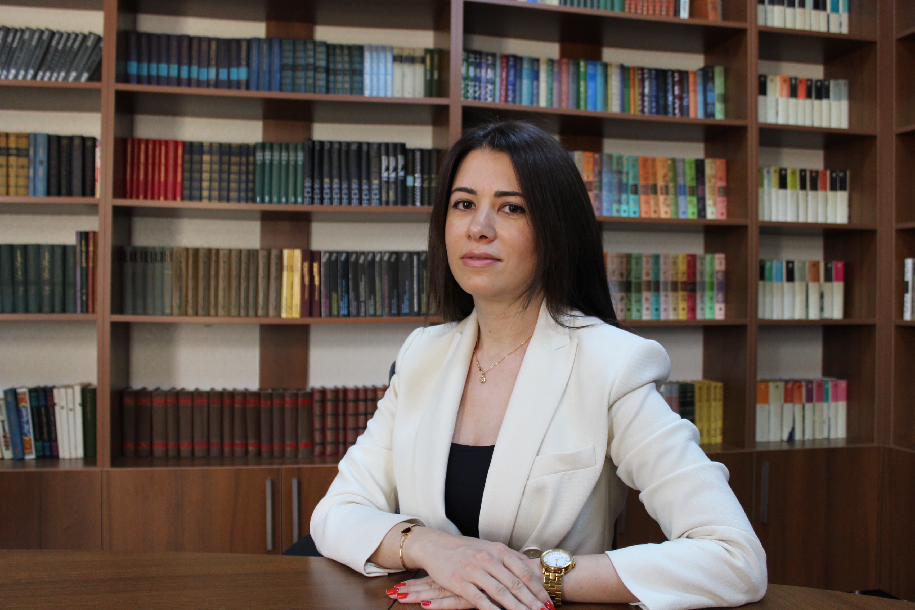 Şəfəq Həsənova: Həyatın yığım sığortası mürəkkəb məsələlərin sınanmış həll yoludur