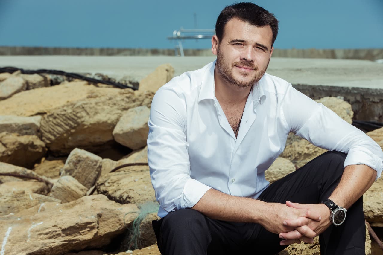 “Qeyri-Rəsmi”: Emin Ağalarov “Sea Breeze”dəki olan qiymətlərdən danışdı - VİDEO
