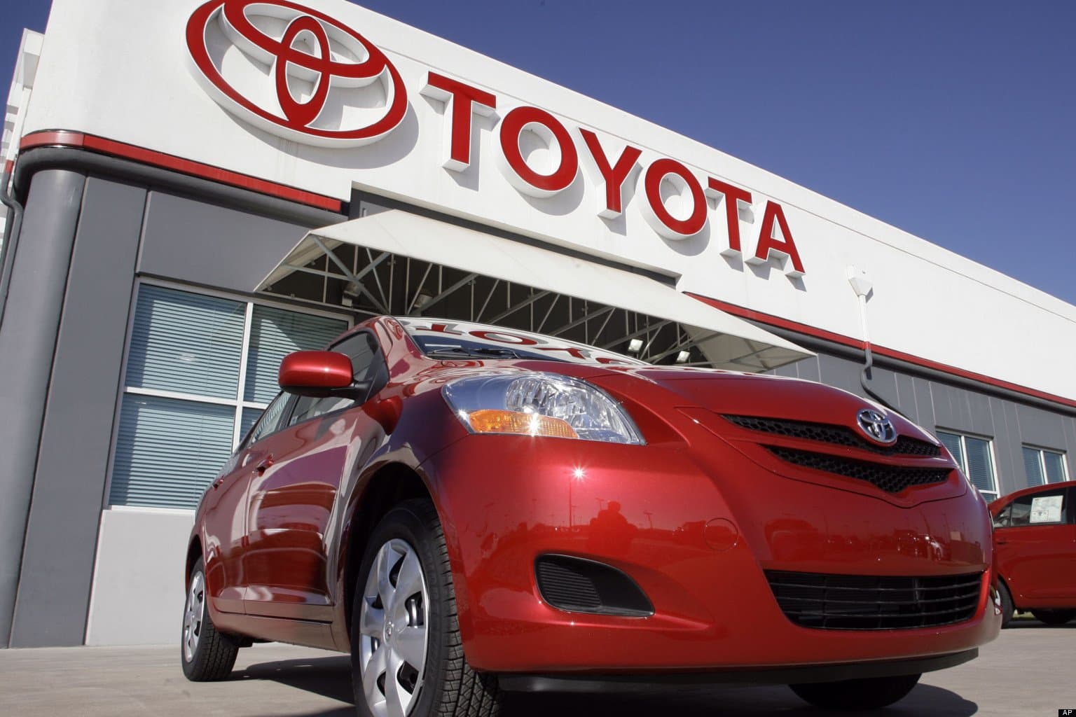 “Toyota Motor” şirkəti gənc dizaynerin intiharında məsuliyyətini etiraf etdi