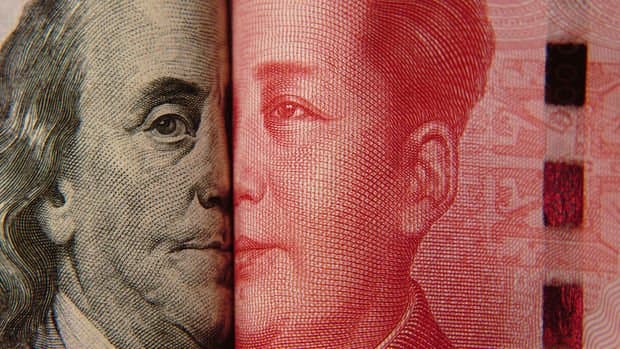 Dollar yuan qarşısında rekord həddə UCUZLAŞDI